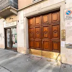 Colourful Flat San Donato