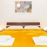 Colourful Flat San Donato