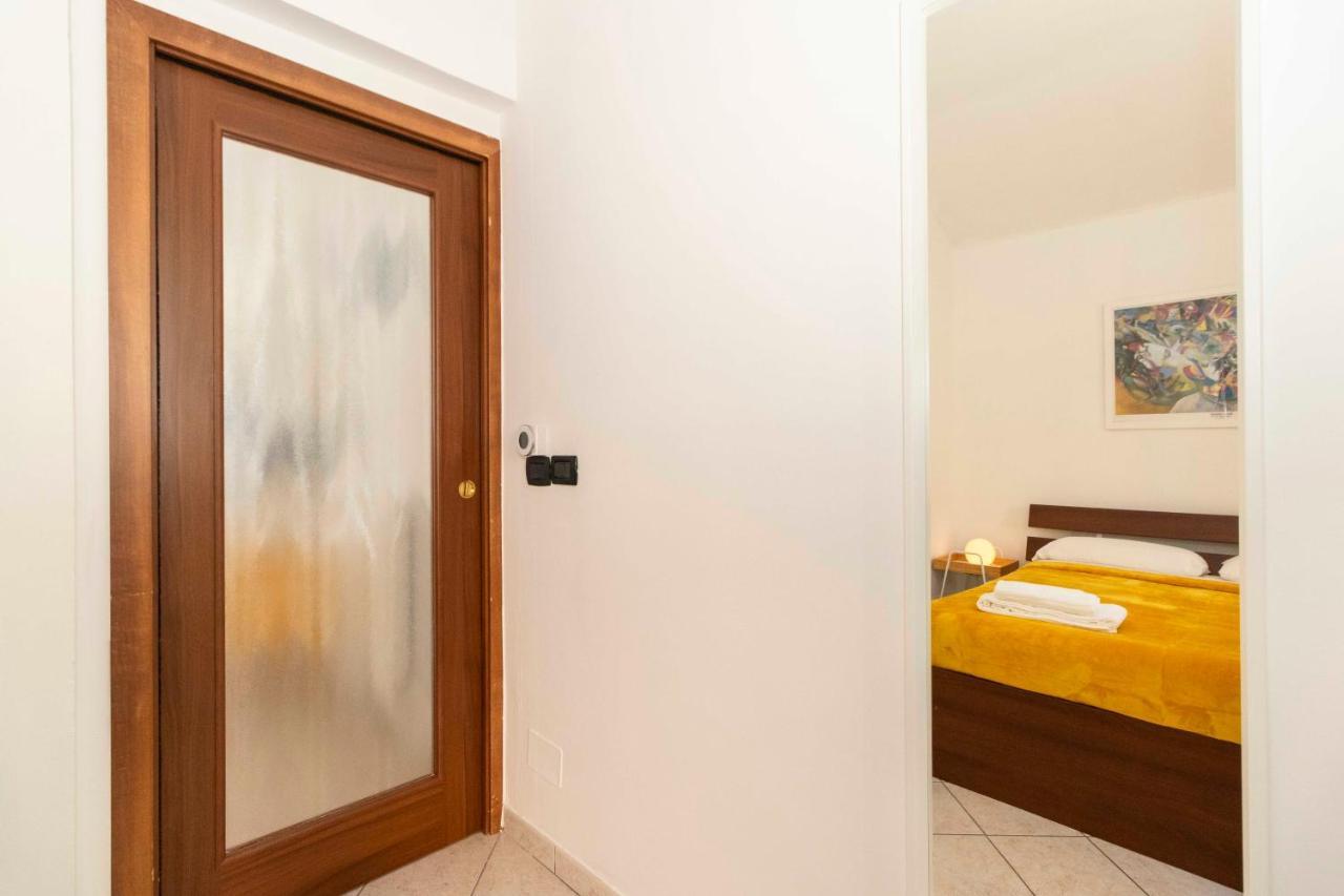Colourful Flat San Donato Appartamento